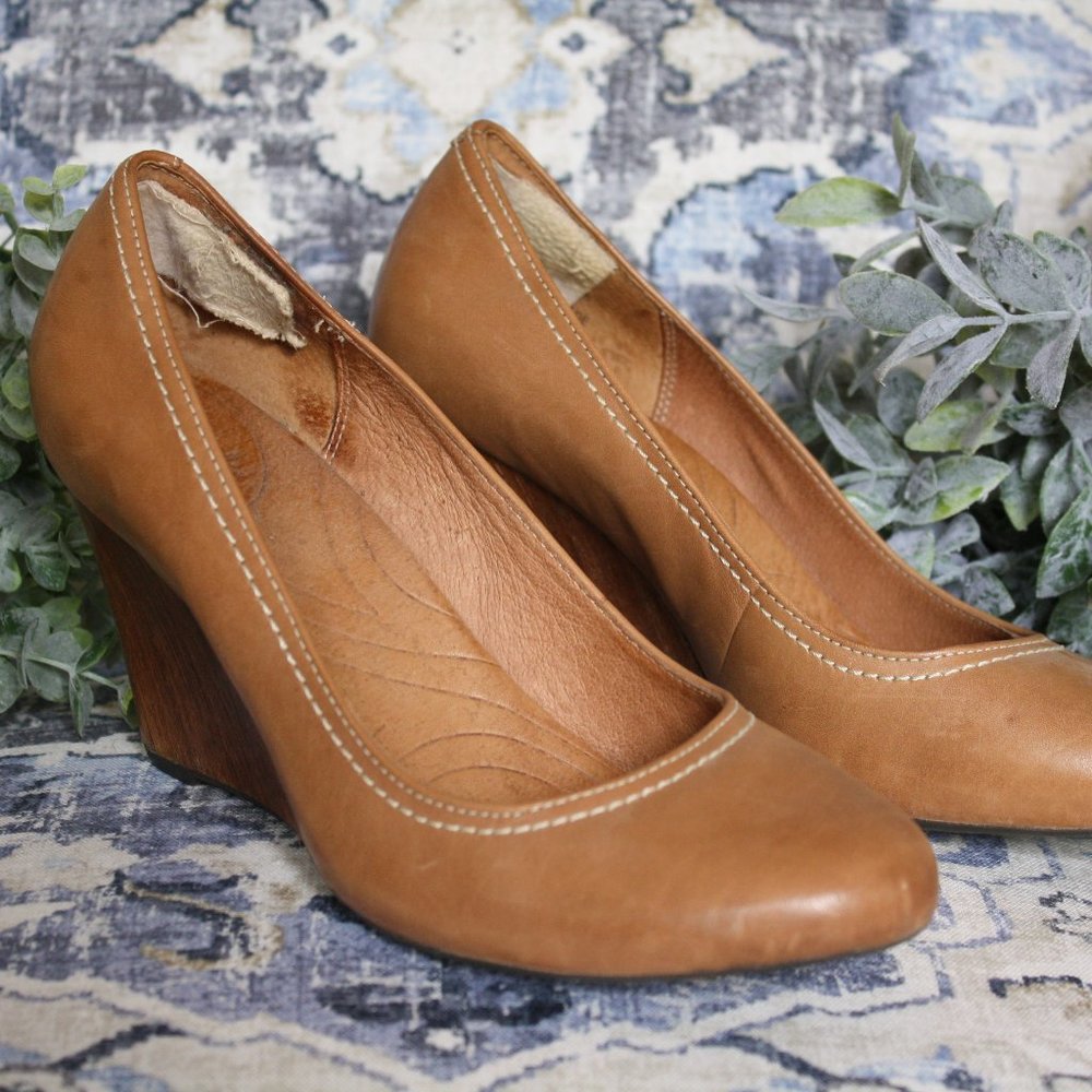 Clark's Heels!